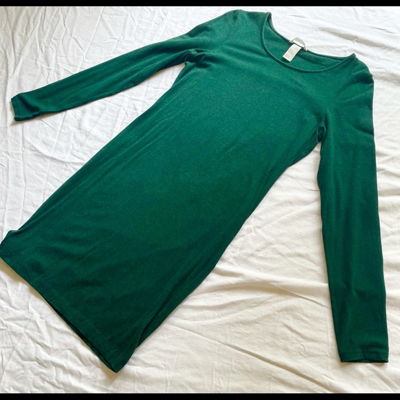 Dark Green Long Sleeve Stretchy Dress - Picture 2 of 2